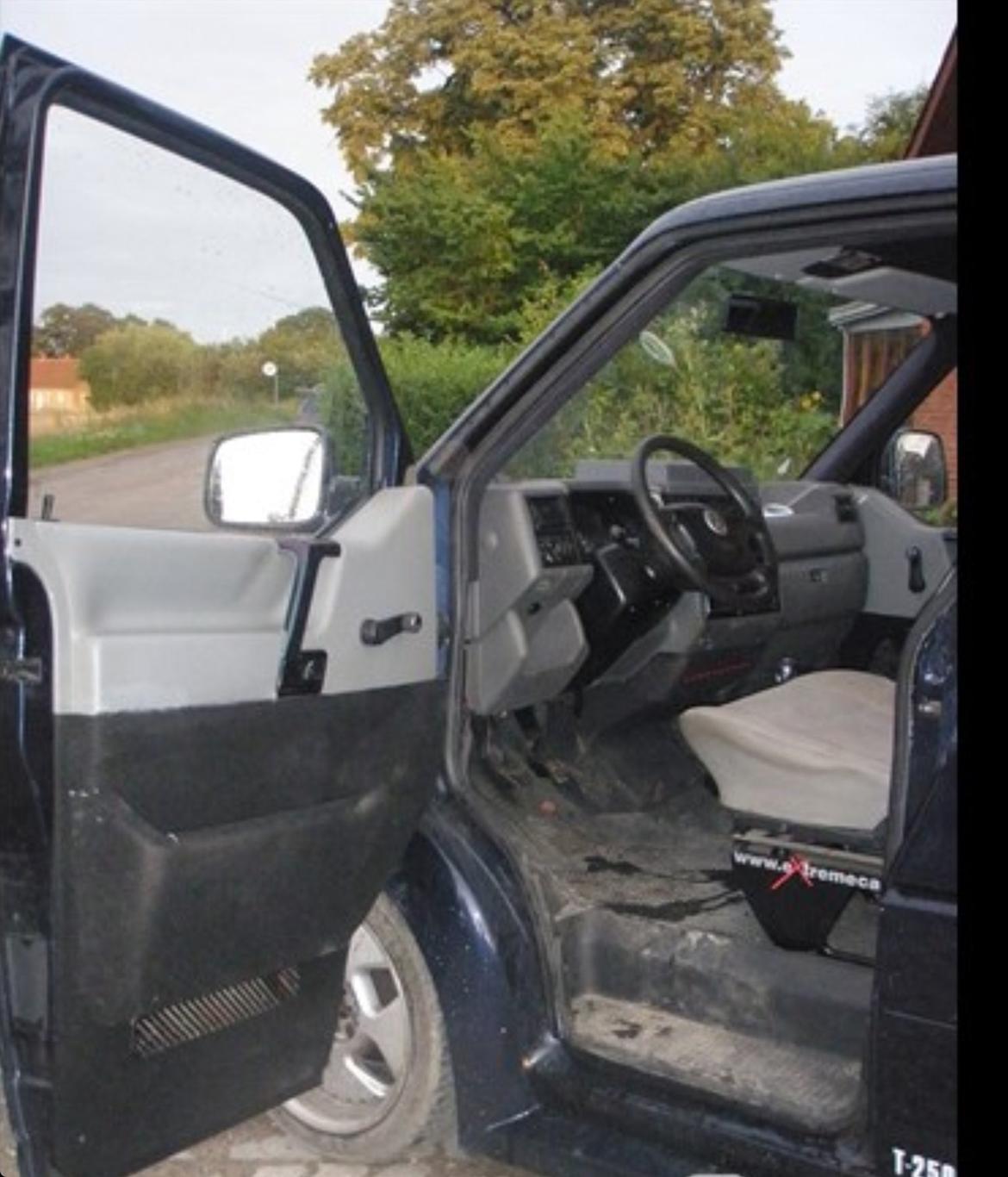 VW Transporter 2,5 TDI billede 14