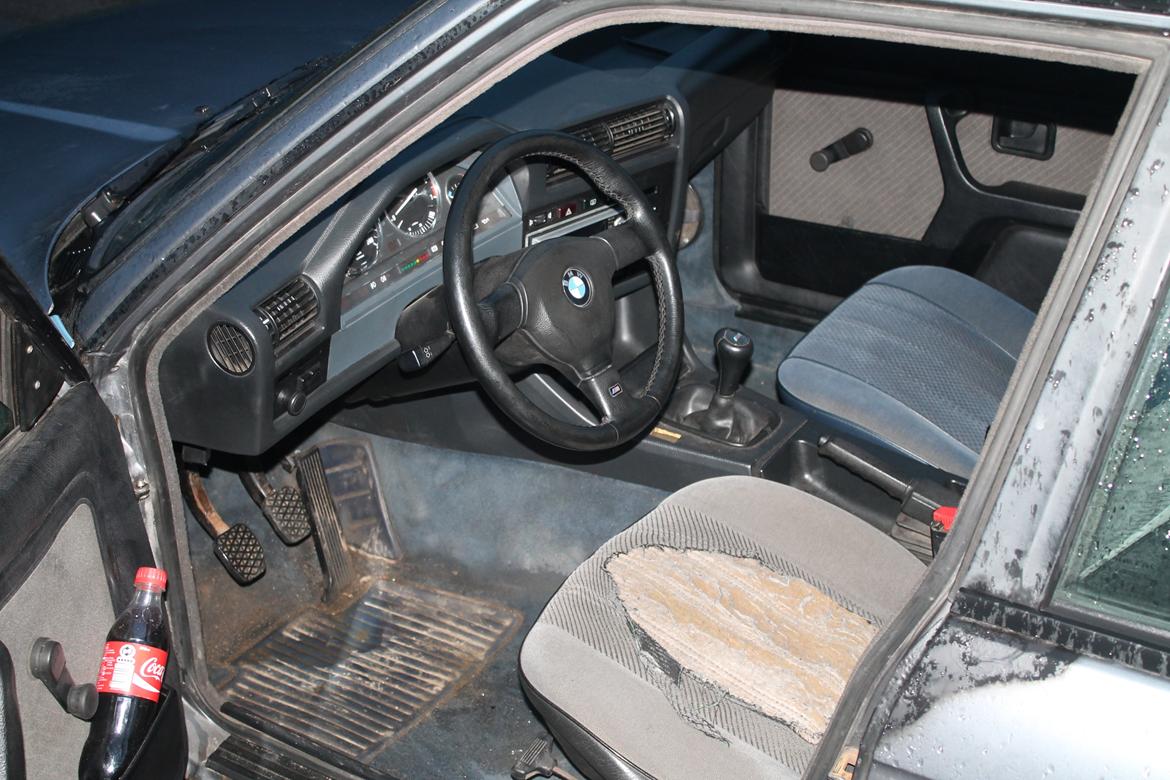 BMW 323i 2,3 ( Solgt ) billede 8