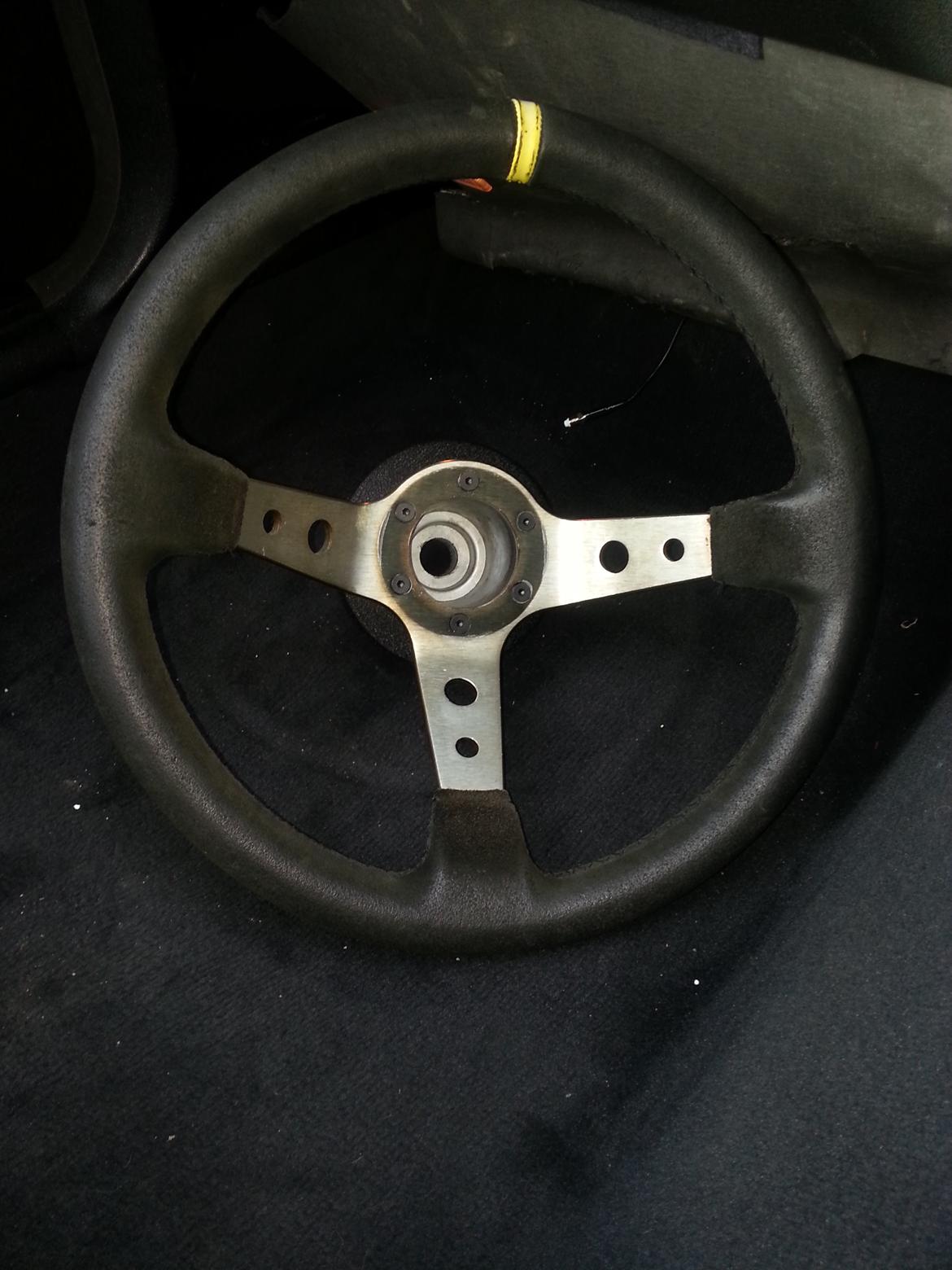 BMW 328i E36 AKA Green Shitskidbox #DØD# - Deep Dish, en fantastisk ting sammen med Z3 short travel styrstang! billede 13