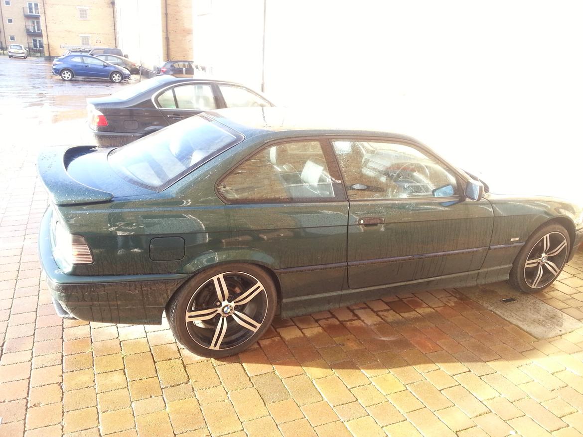 BMW 328i E36 AKA Green Shitskidbox #DØD# billede 2