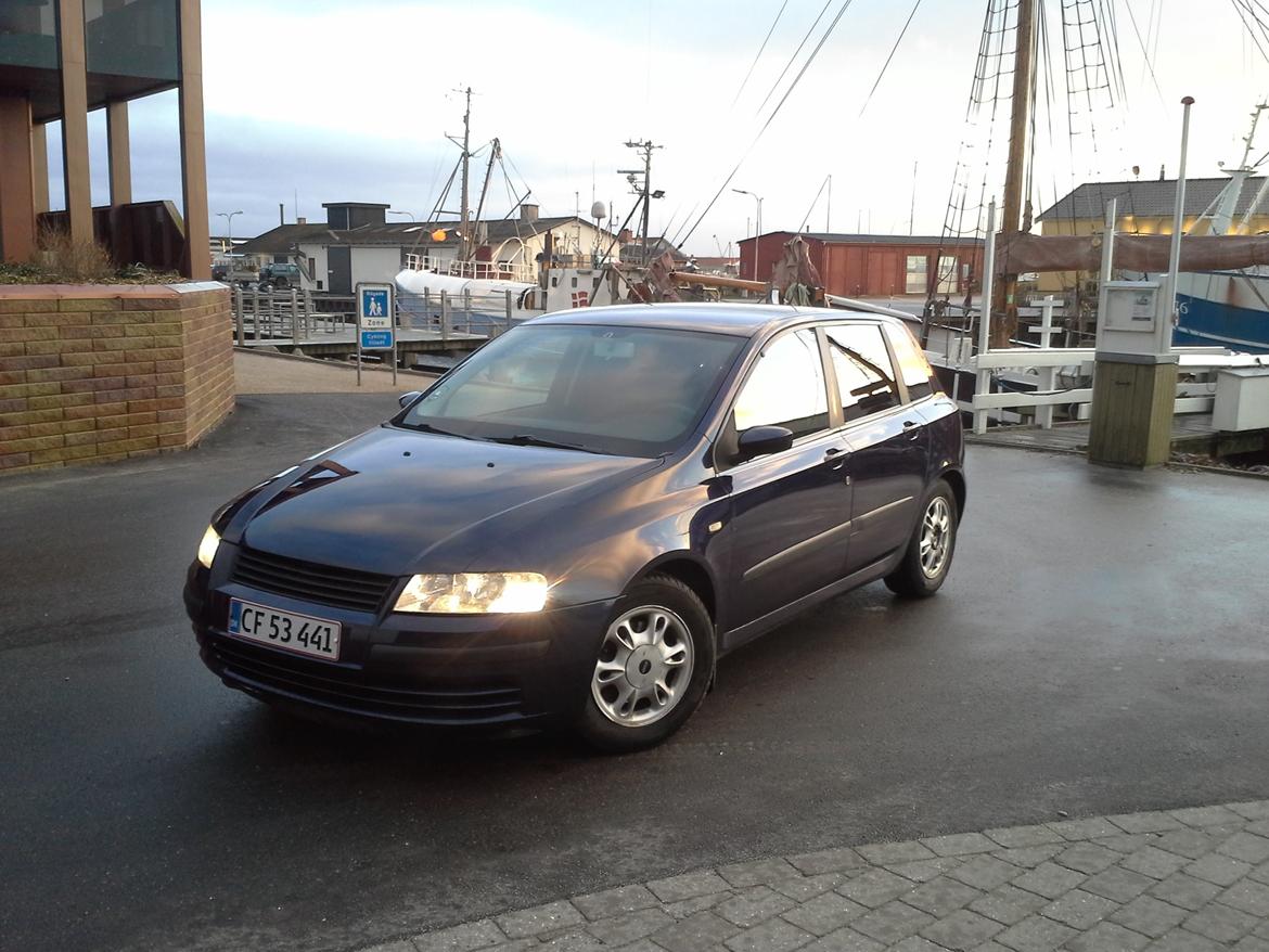 Fiat Stilo 1.9 JTD 115 Dynamic 5d billede 2