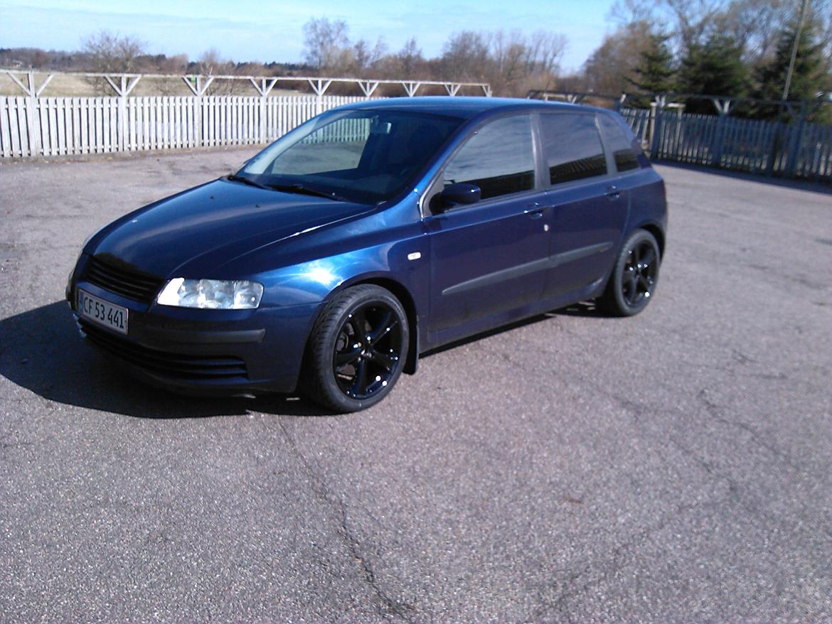 Fiat Stilo 1.9 JTD 115 Dynamic 5d billede 1