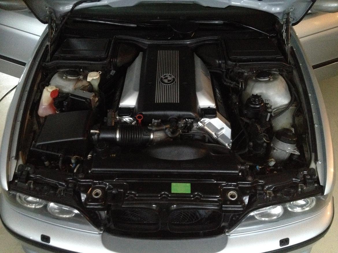 BMW E39 540i billede 8