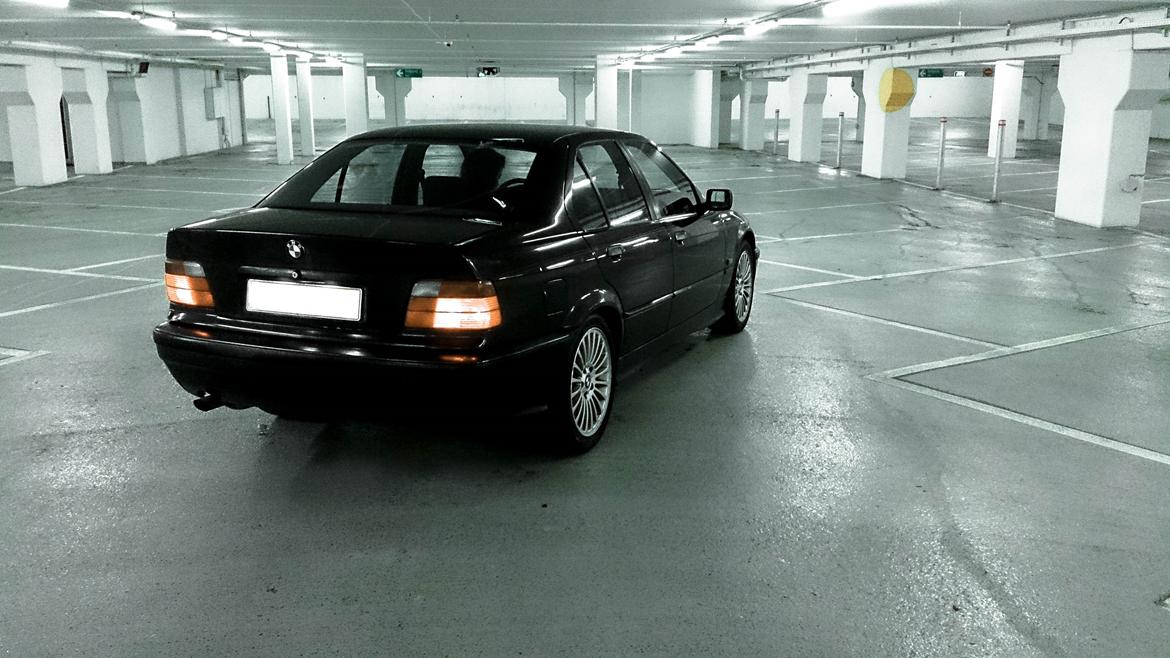BMW E36 320i billede 6