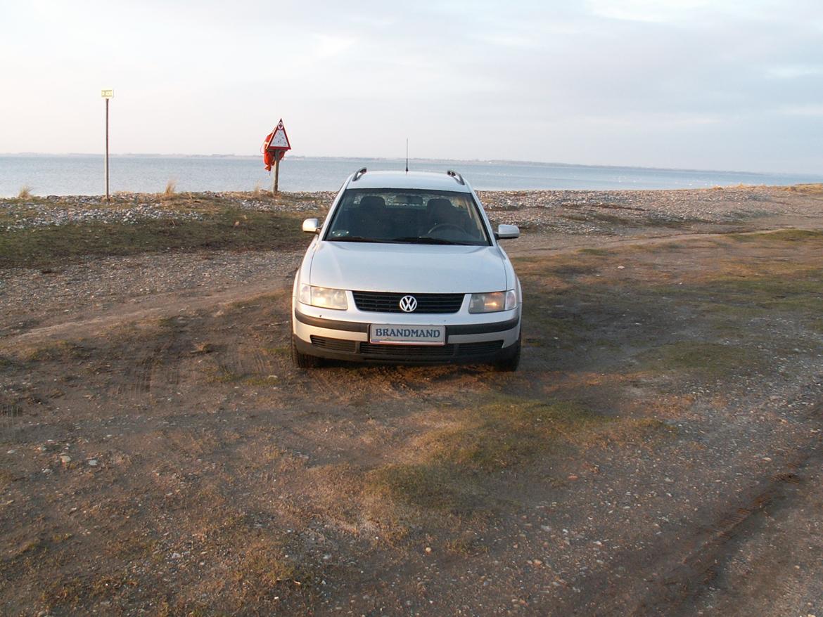 VW PASSAT Variant (3B5) billede 1