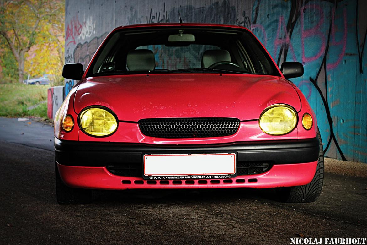 Toyota Corolla E11 billede 2