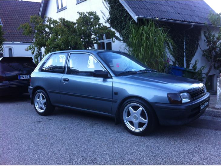 {{currentPhoto.altText}} billede {{currentPhoto.number}}