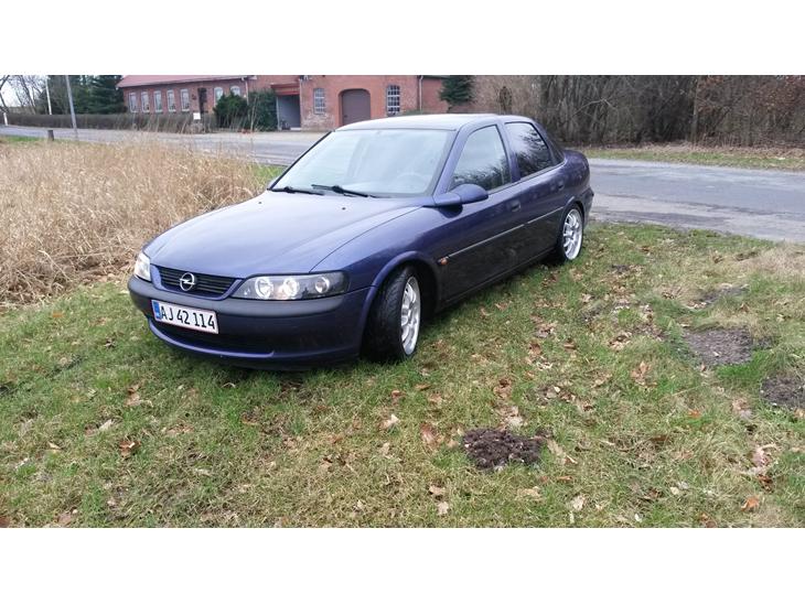 Opel Vectra B billede 1