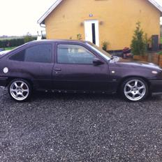 Opel Kadett E GSI