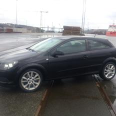 Opel Astra GTC Turbo