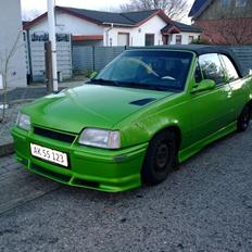 Opel kadett e cabriolet