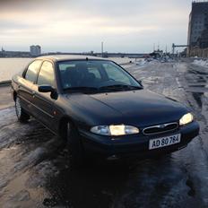 Ford Mondeo 2,5 V6 Ghia Aut.
