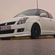 Suzuki Swift 1.5 GLX