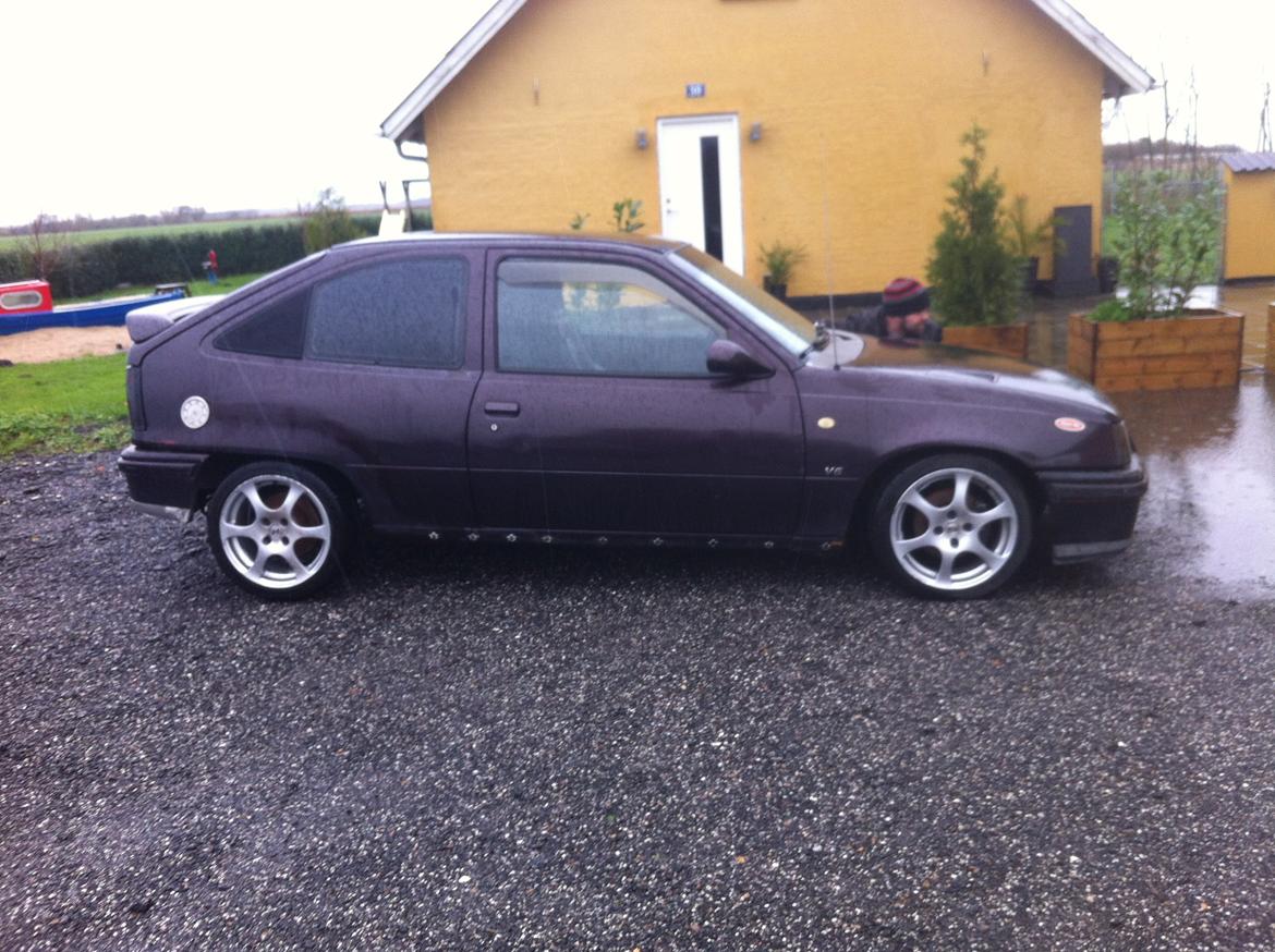 Opel Kadett E GSI billede 1