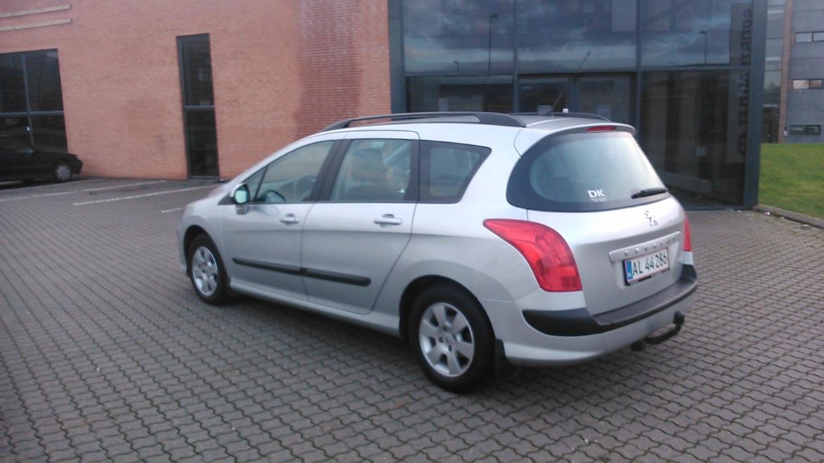 Peugeot 308 1.6 HDI Comfort plus st car billede 3