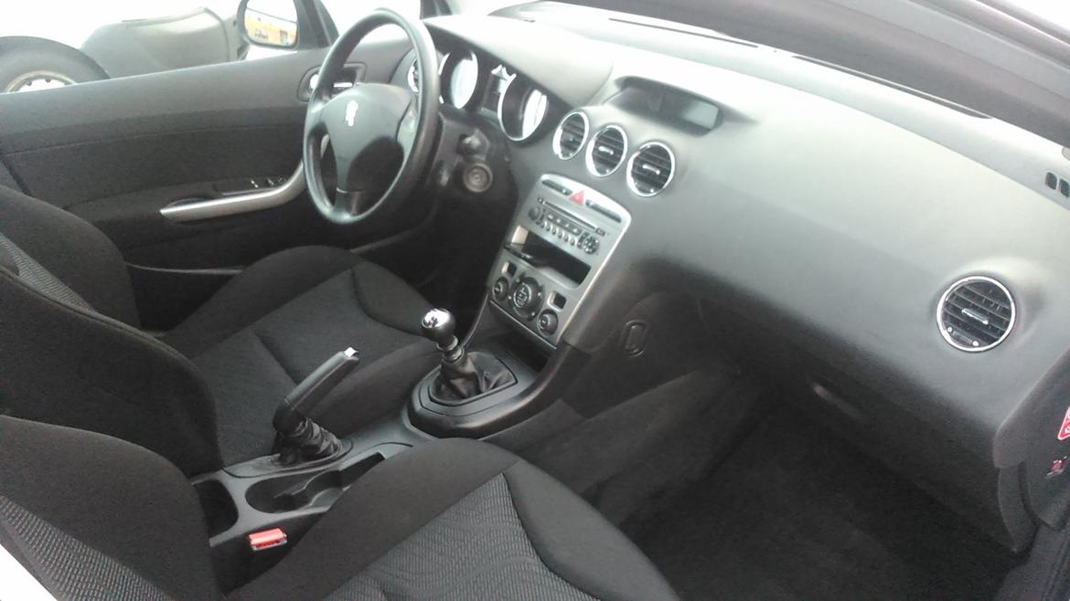 Peugeot 308 1.6 HDI Comfort plus st car billede 10