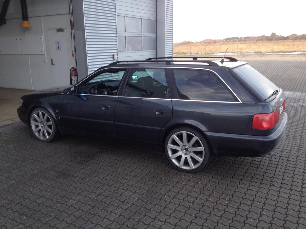 Audi S6 4,2 Avant Quattro Aut. C4 / SOLGT! billede 4