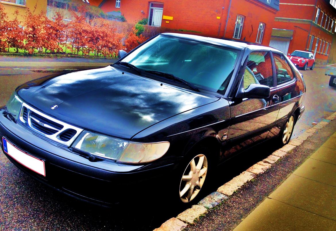 Saab 9-3 Coupé 2.0 turbo 220+ HK - Den står knivskapt. Ikke til at se den har 12 år på bagen :) billede 1