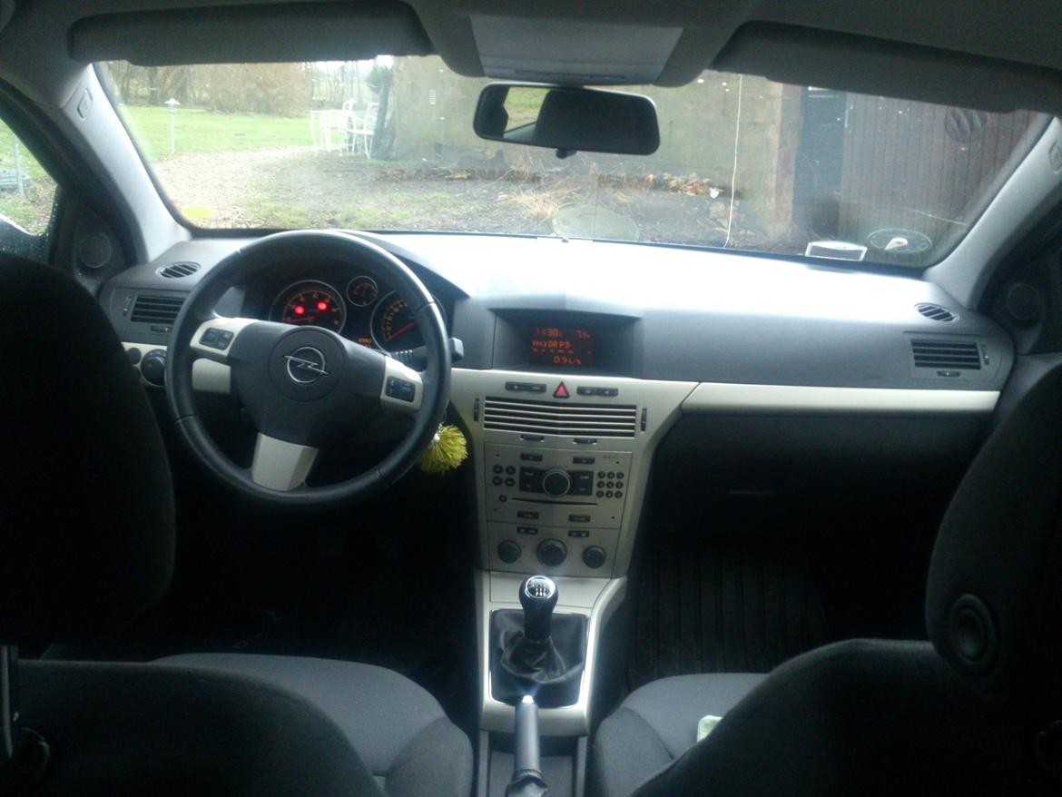 Opel Astra GTC Turbo billede 4