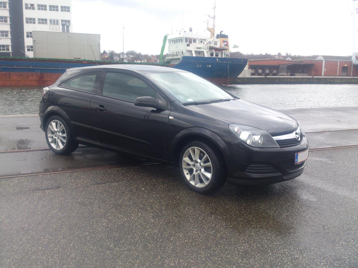 Opel Astra GTC Turbo billede 7