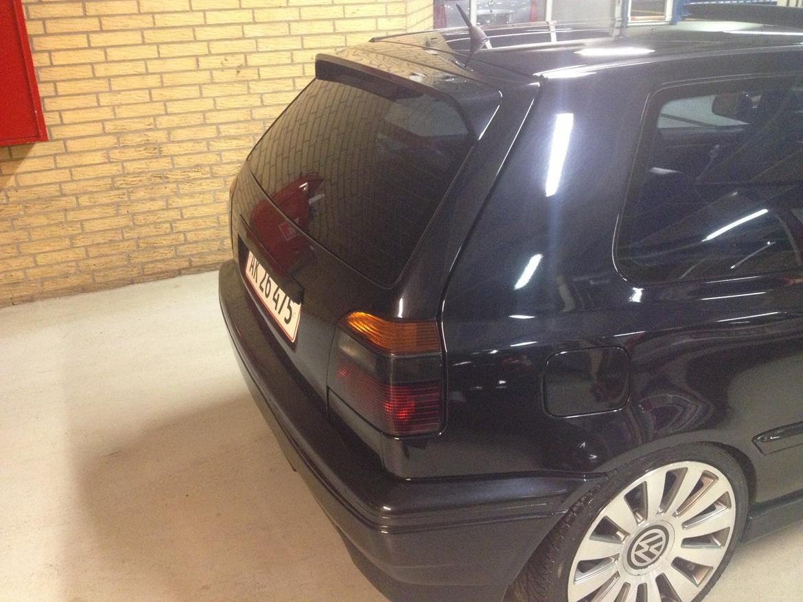 VW Golf 3 GTI TDI 110 Jubilæums > SOLGT billede 11