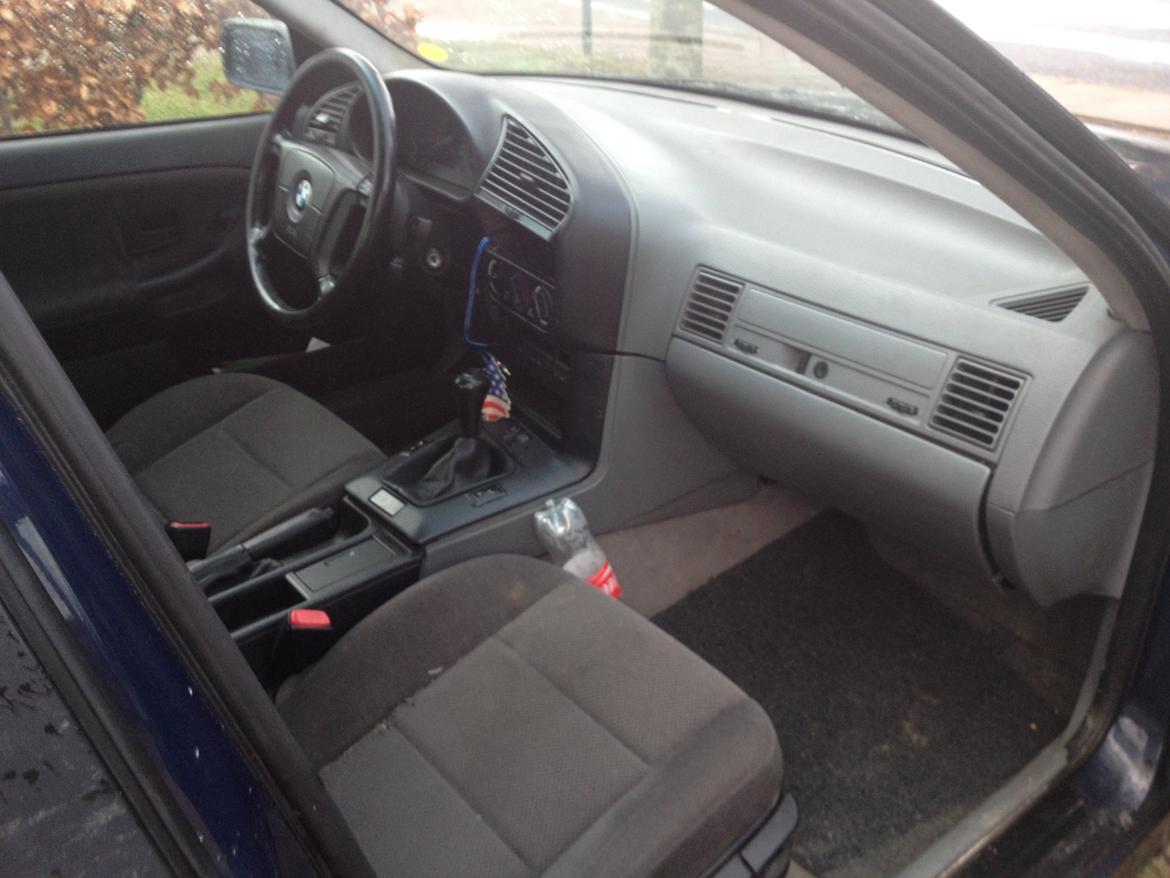 BMW E36 320i VINTERBIL solgt  billede 4