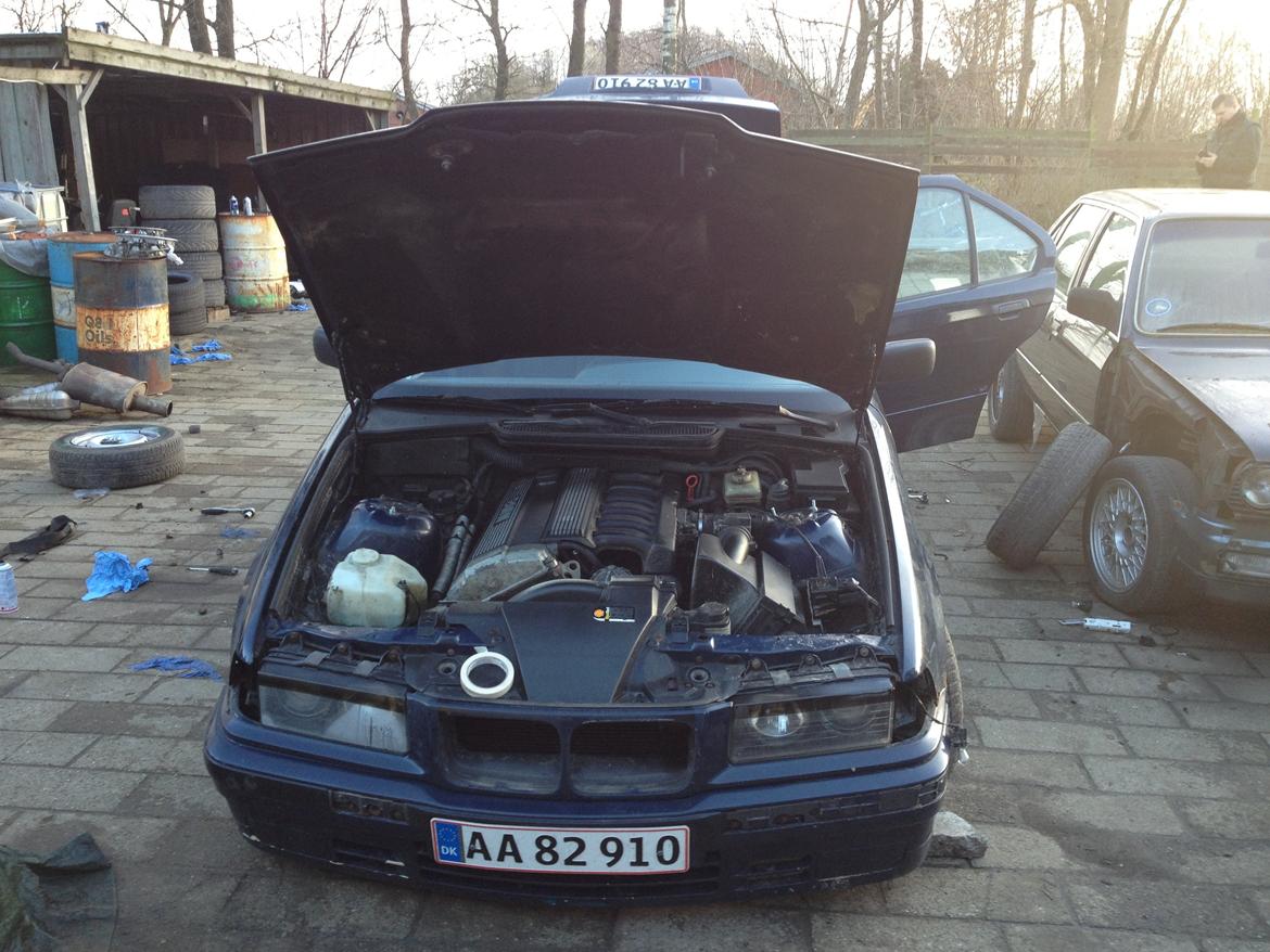 BMW E36 320i VINTERBIL solgt  billede 5