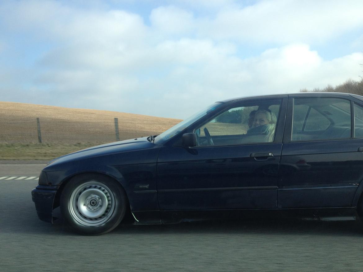 BMW E36 320i VINTERBIL solgt  billede 15