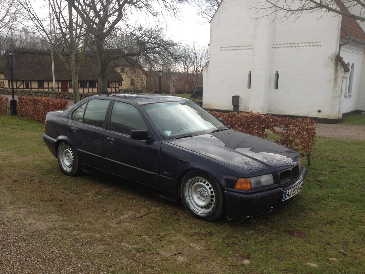 BMW E36 320i VINTERBIL solgt  billede 3