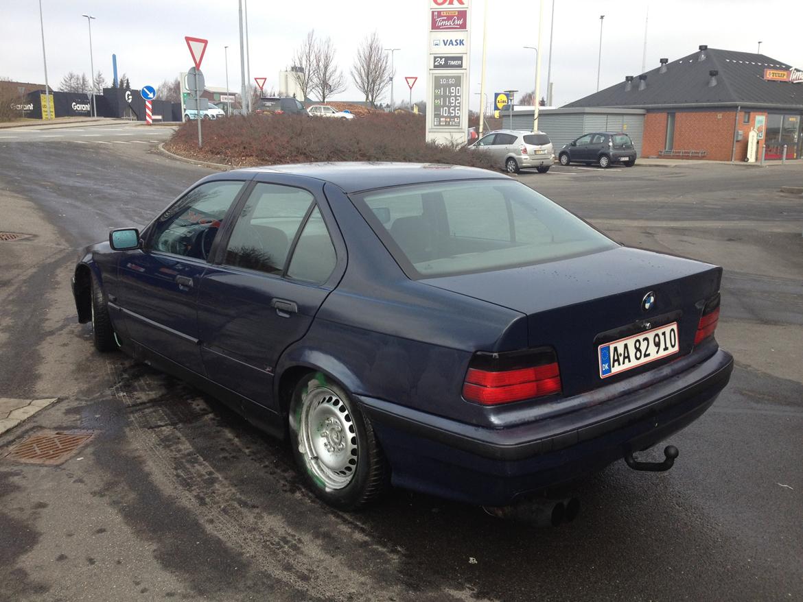 BMW E36 320i VINTERBIL solgt  billede 10