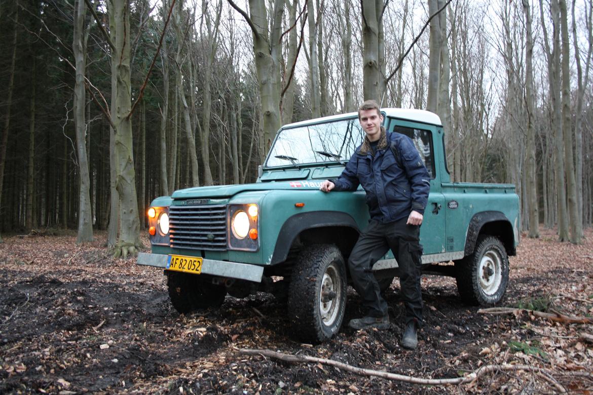 Land Rover Defender 90" - Den stolte ejer!  billede 1