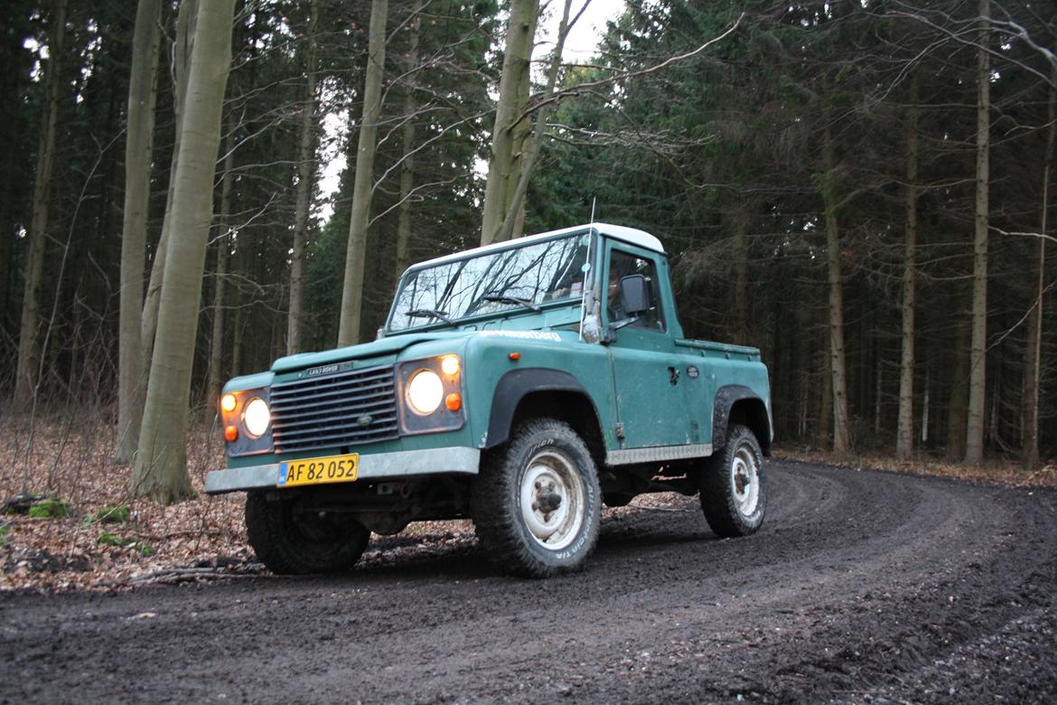 Land Rover Defender 90" billede 8