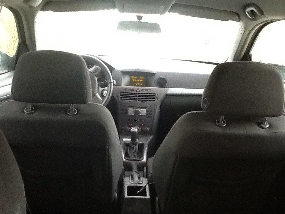 Opel Astra H 1,6 twinport wagon (SOLGT) billede 8