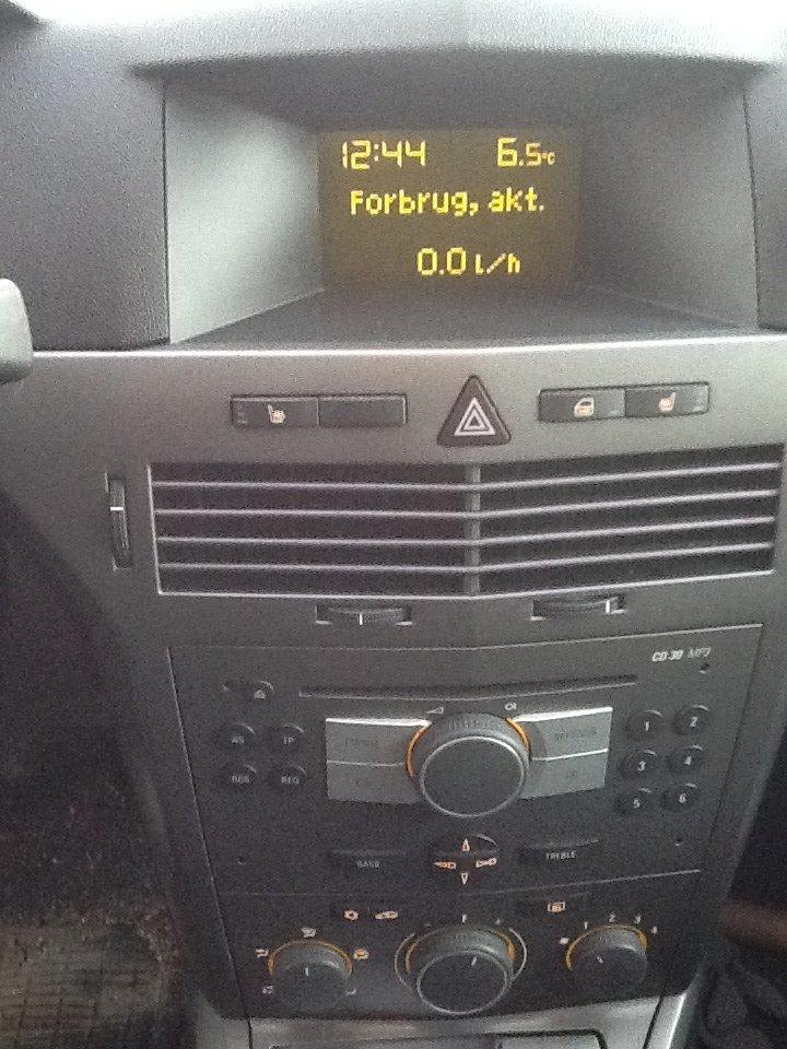 Opel Astra H 1,6 twinport wagon (SOLGT) billede 10