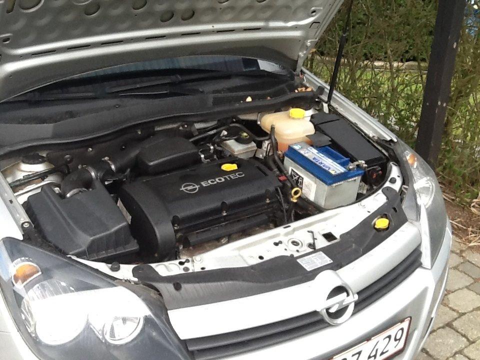 Opel Astra H 1,6 twinport wagon (SOLGT) billede 12