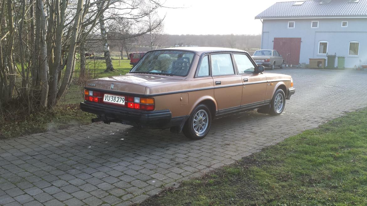 Volvo 240 TURBO AT billede 5