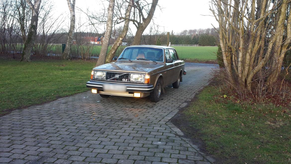Volvo 240 GLE. billede 1