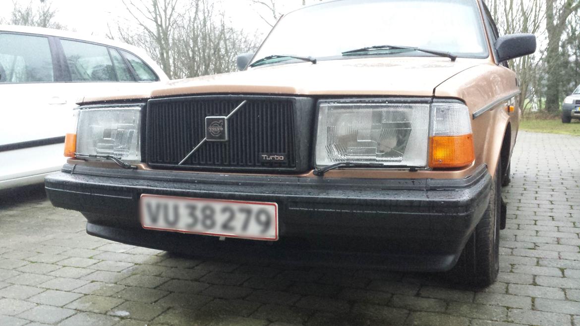 Volvo 240 TURBO AT billede 3