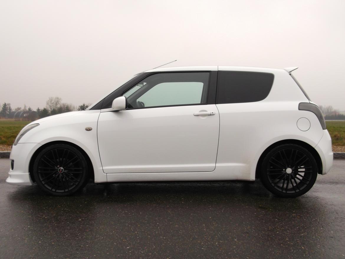 Suzuki Swift 1.5 GLX billede 18