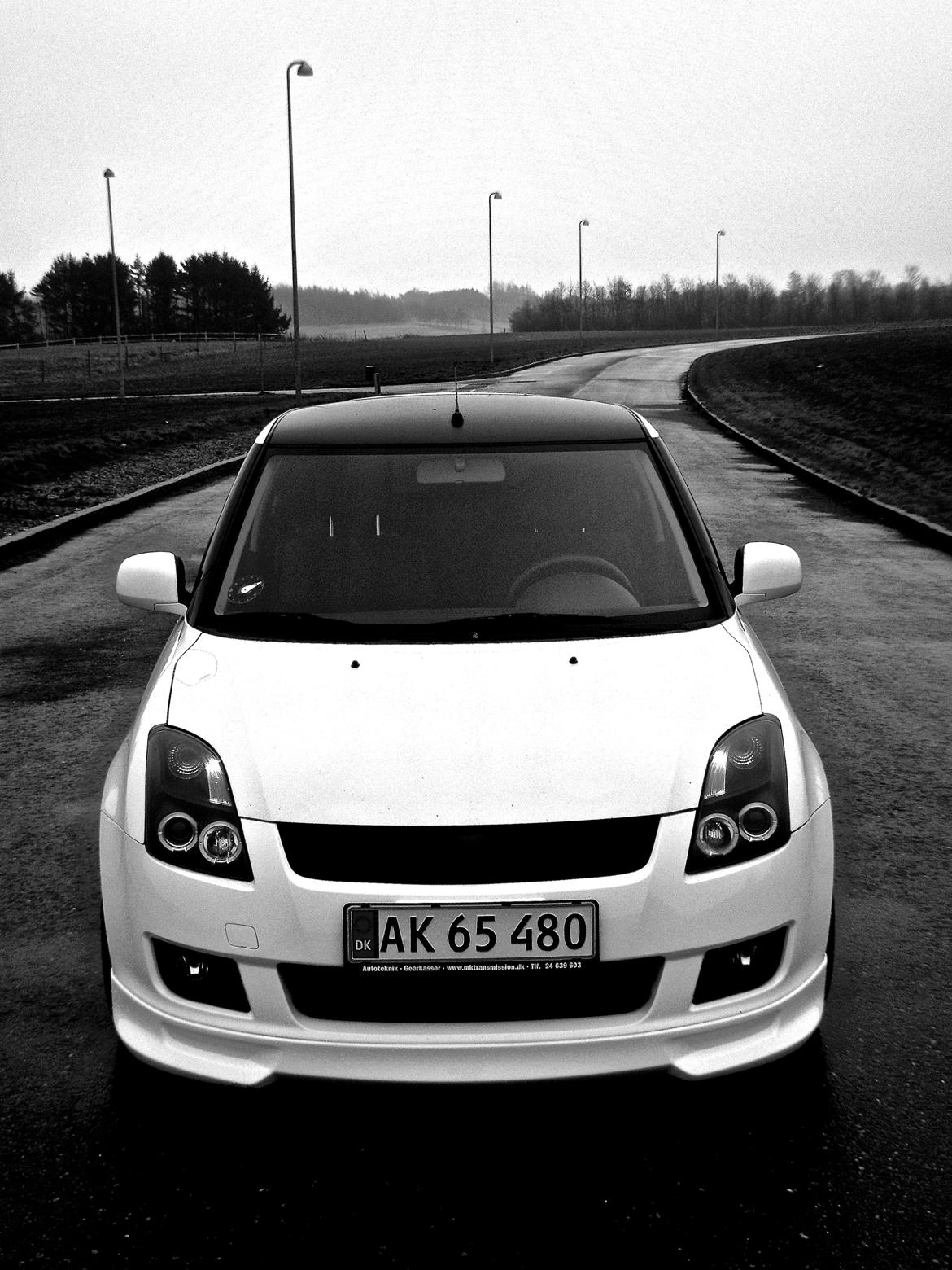 Suzuki Swift 1.5 GLX billede 11