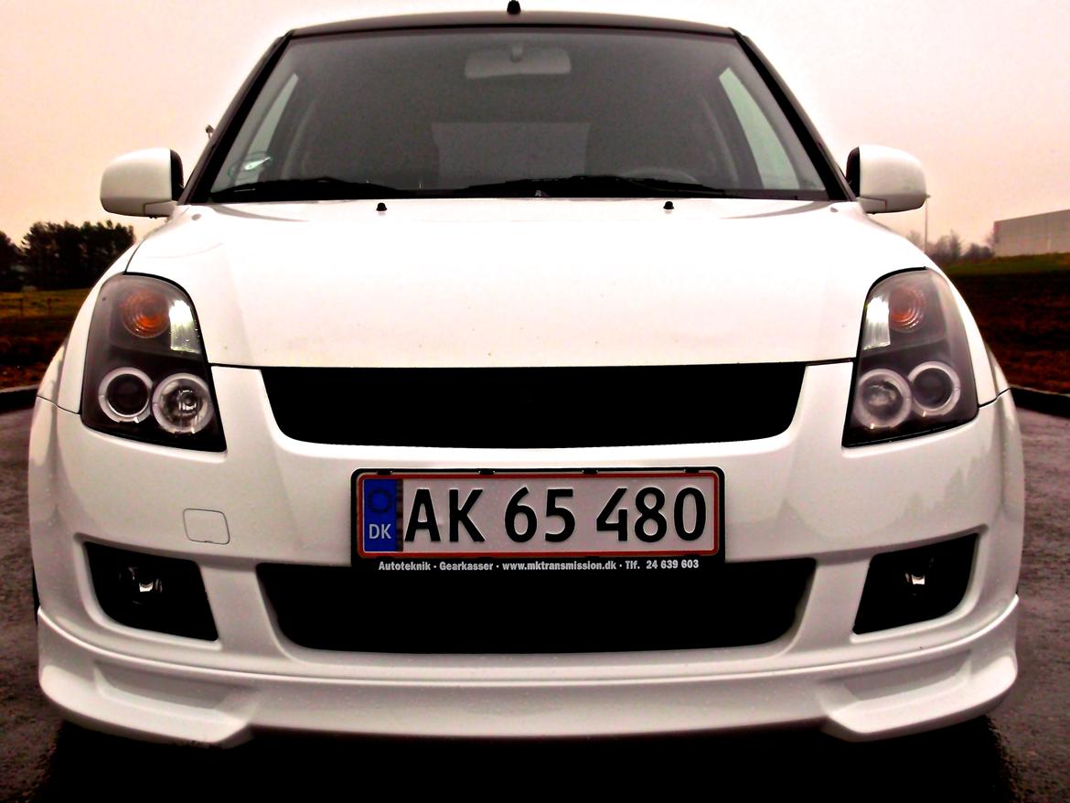 Suzuki Swift 1.5 GLX billede 8