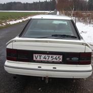 Ford Scorpio