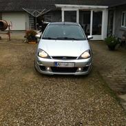 Ford Focus 2.0 16v