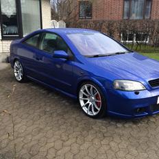 Opel Astra Coupe Turbo Bertone Linea Blue