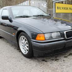 BMW E36 316i Compact