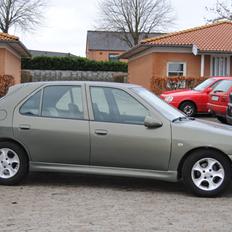 Peugeot 306