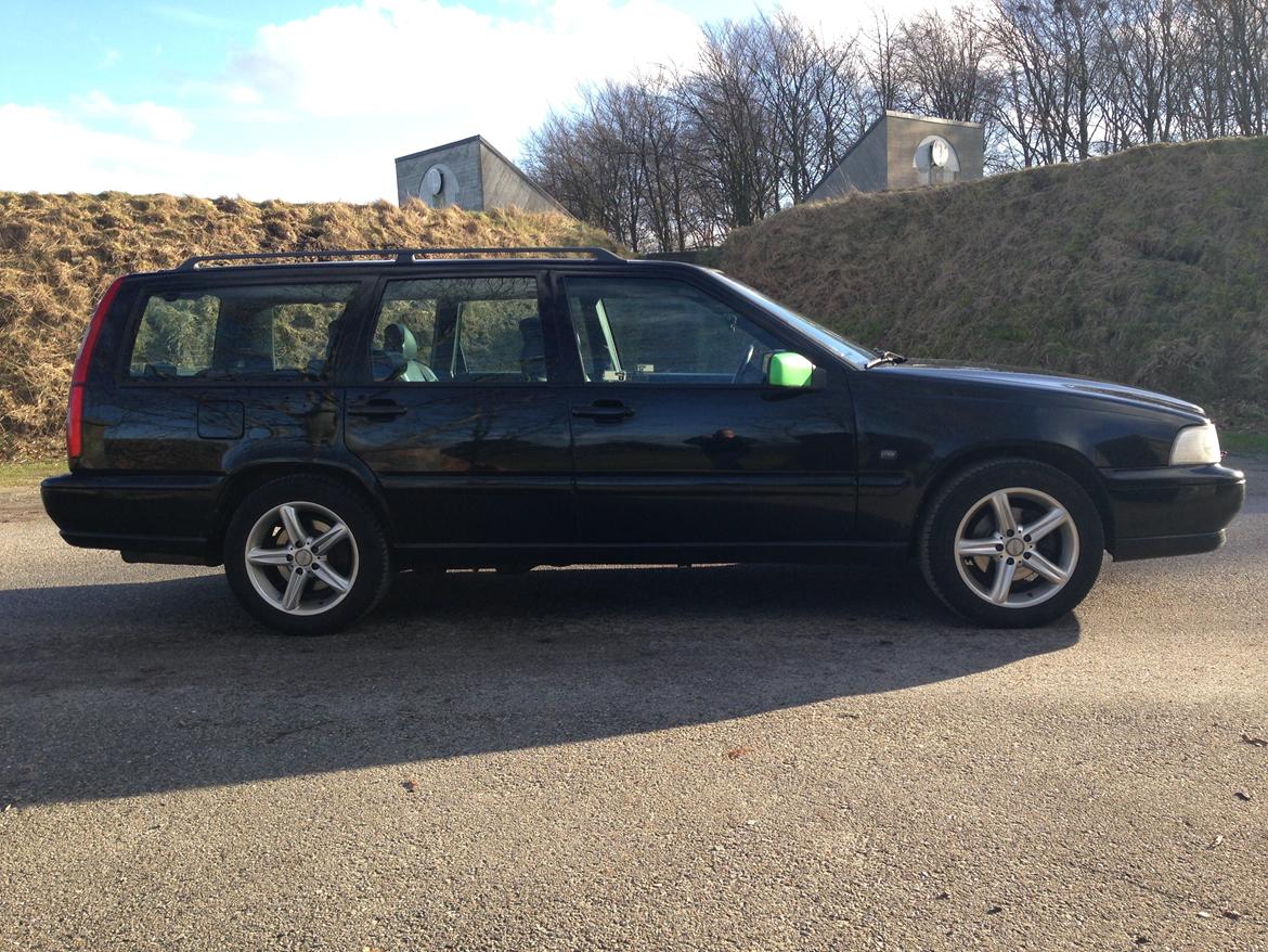 Volvo V70 2.5 T AWD billede 2