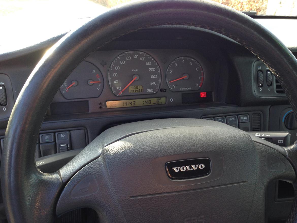 Volvo V70 2.5 T AWD billede 15