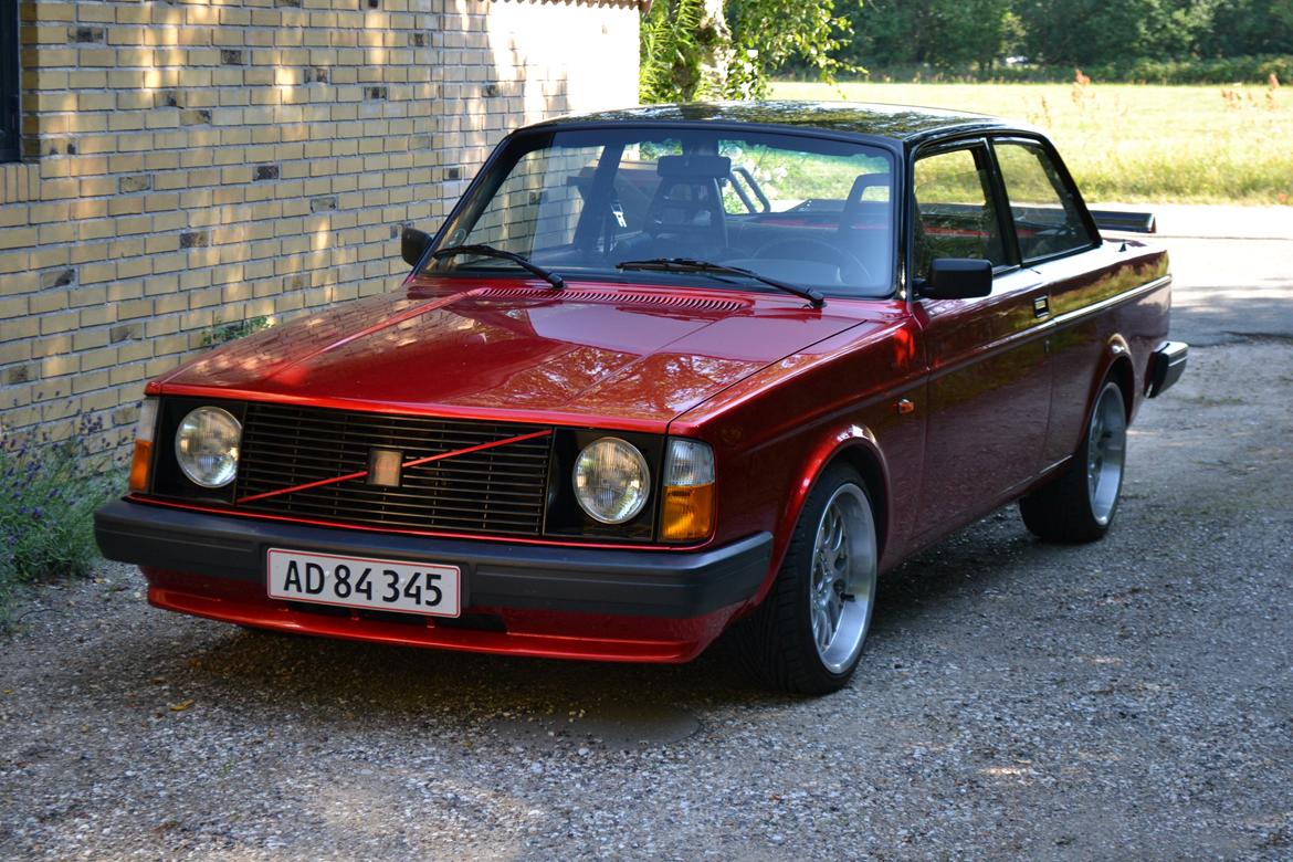 Volvo 242 TI billede 2