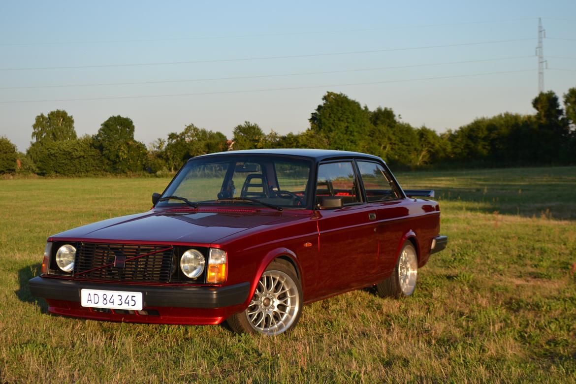 Volvo 242 TI billede 3